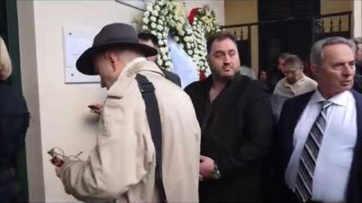 Με ποντιακή λύρα η κηδεία του Γιώργου Κοτανίδη