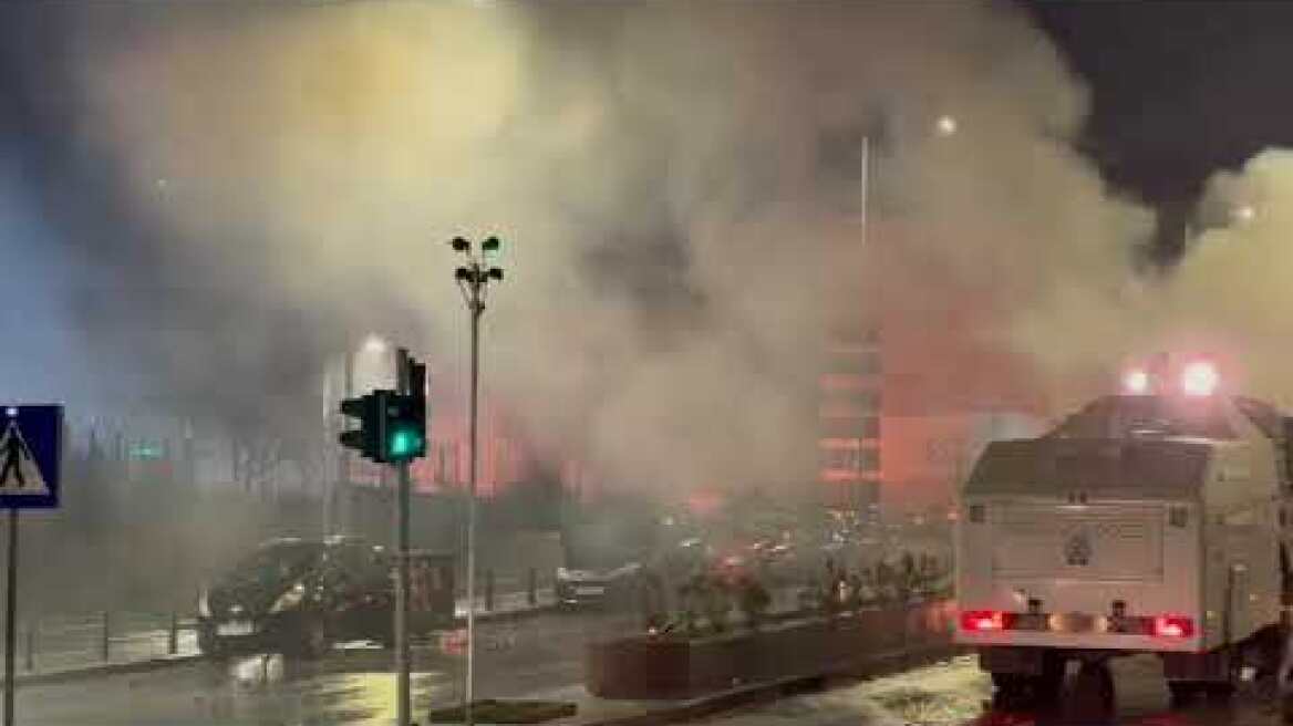 Το υπουργείο Παιδείας ζητά εξηγήσεις από το ΑΠΘ για τα σοβαρά επεισόδια και δίνει διορία 48 ωρών