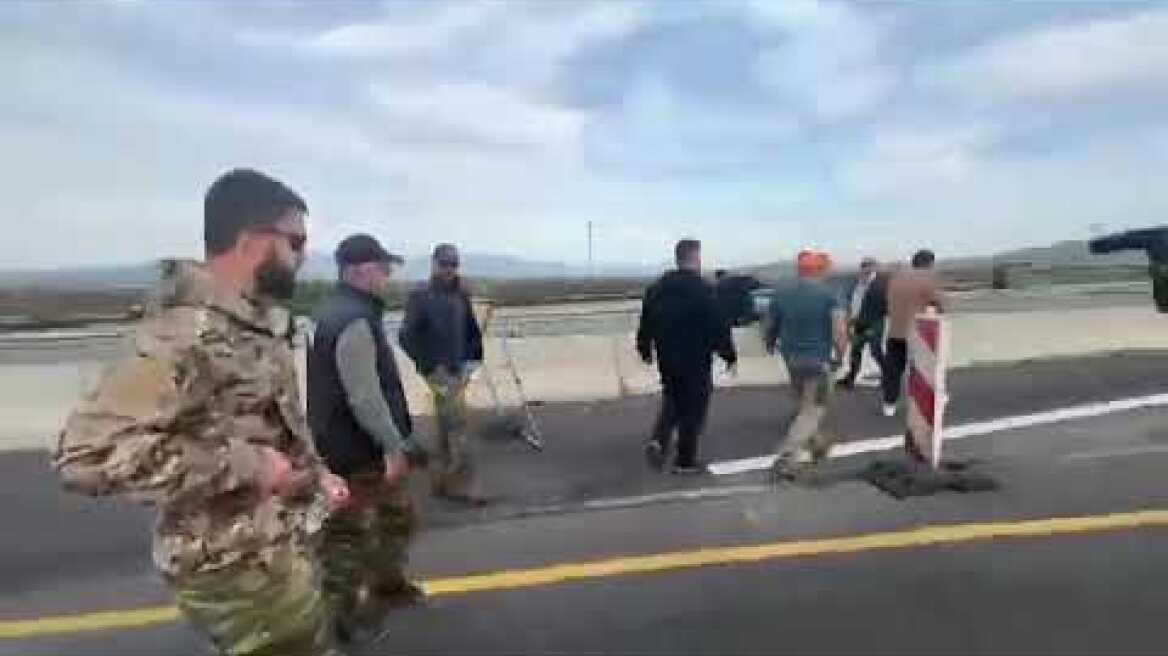 Μπλόκο των αγροτών στον Αλμυρό