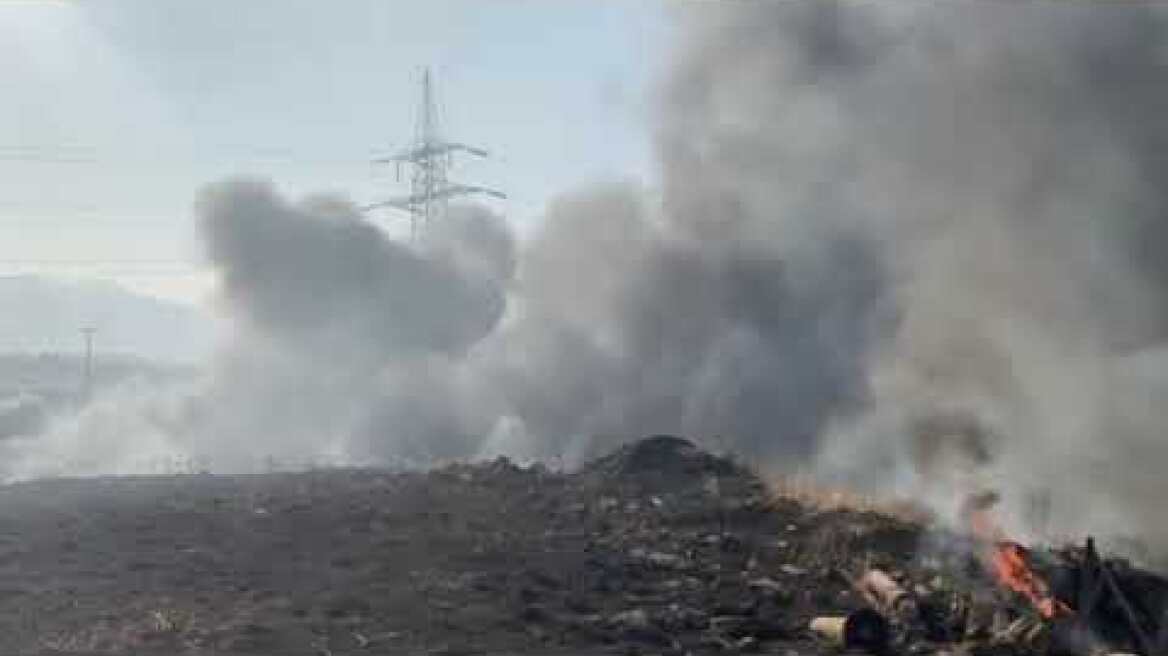 Φωτιά στη βιομηχανική περιοχή Βόλου