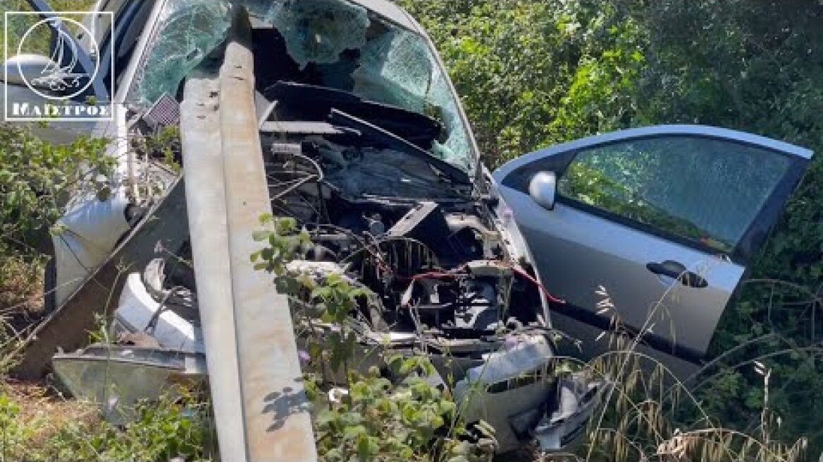 Τραγωδία στην Αμφιλοχία  -  Αυτοκίνητο ΙΧΕ καρφώθηκε σε στηθαίο  -  Νεκρός ο οδηγός