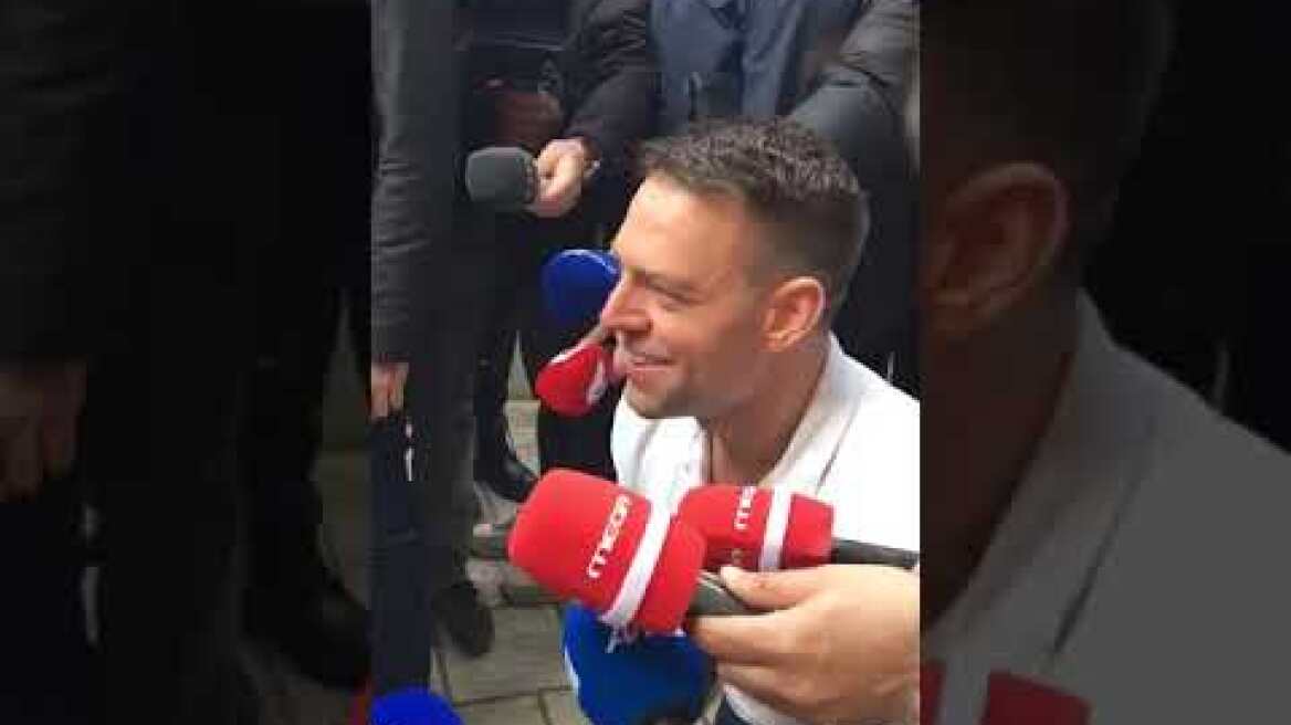 Στέφανος Κασσελάκης στη Θήβα: Ευχές και δώρα από τον κόσμο της περιοχής