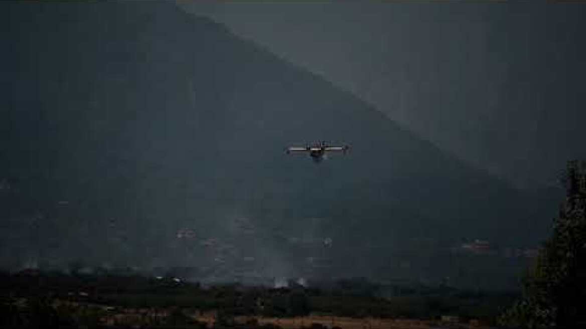 Υπό μερικό έλεγχο η φωτιά στο Λιτόχωρο