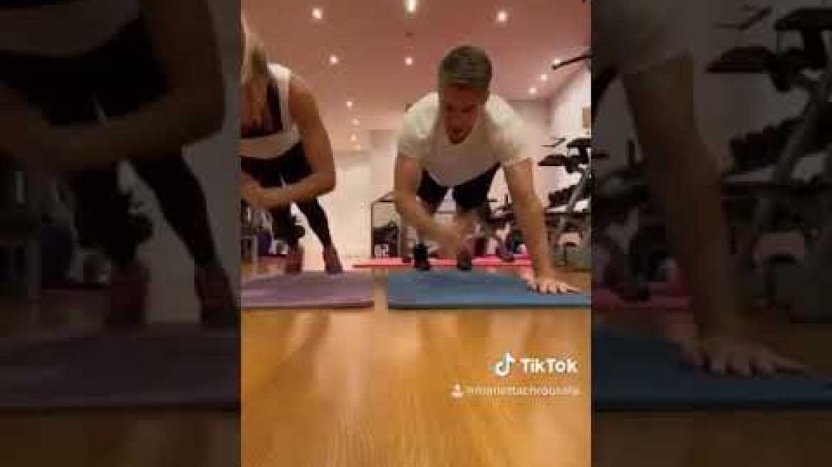 Μαριέττα Χρουσαλά - Λέων Πατίτσας: Αποδέχονται το Tik Tok challenge και είναι απολαυστικοί