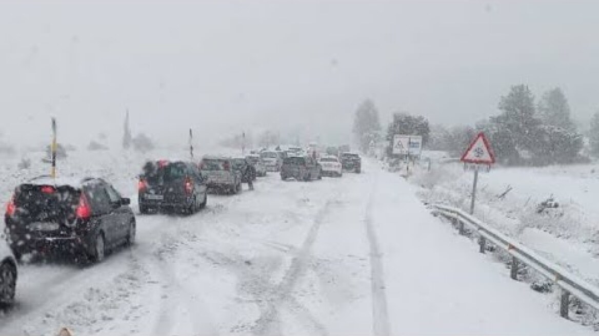 Borrasca Filomena Cubre De Nieve Madrid, España y Polonia / Borrasca Filomena Covered In Snow Spain
