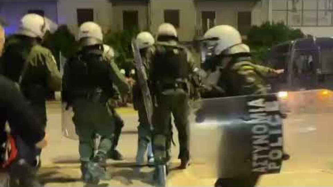 Επεισόδια έξω από την ισραηλινή πρεσβεία στη λήξη της πορείας για τη Γάζα (1)