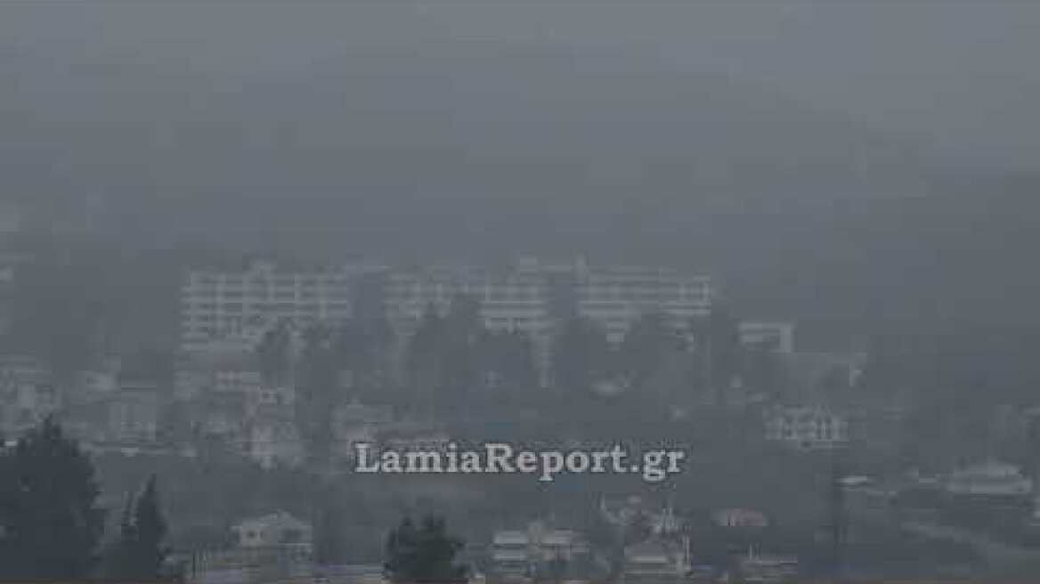 LamiaReport.gr: Η χιονόπτωση έφτασε στη Βόρεια Λαμία