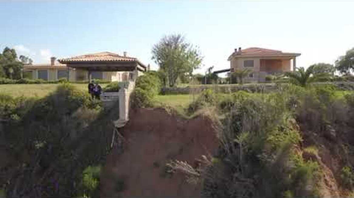 Νιφορέικα-Καλαμακι Αχαιας ! Τεράστια Κατολίσθηση