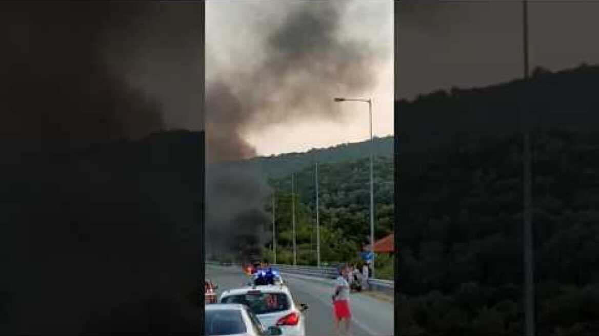 HALKIDIKINEWS - Φωτιά σε αυτοκίνητο 28-7-19