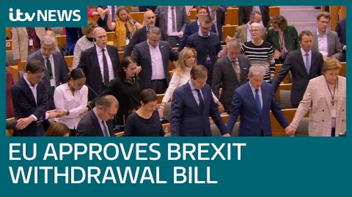 MEPs sing Auld Lang Syne after EU Parliament approves Brexit Withdrawal Bill| ITV News