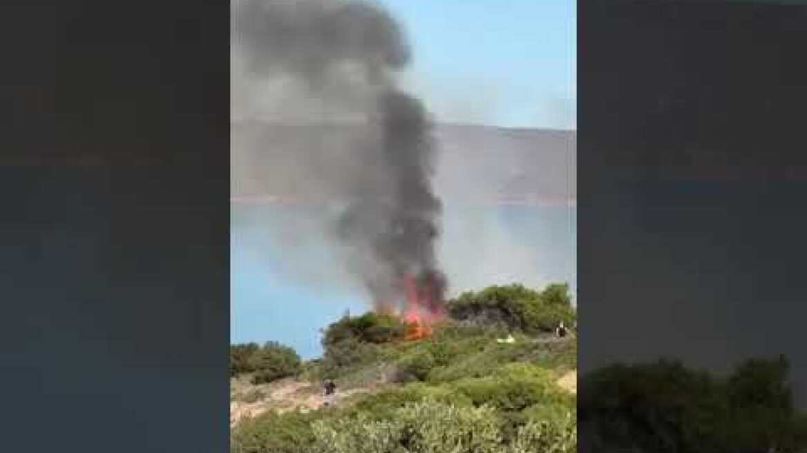 Ποσειδωνία Σουνιο - Ξέσπασε φωτιά από δυναμιτάκια που έριξαν άγνωστοι (4)