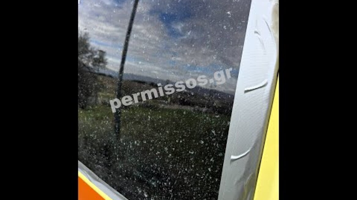 Ρομά κάλεσαν για πλάκα ασθενοφόρο και το έσπασαν