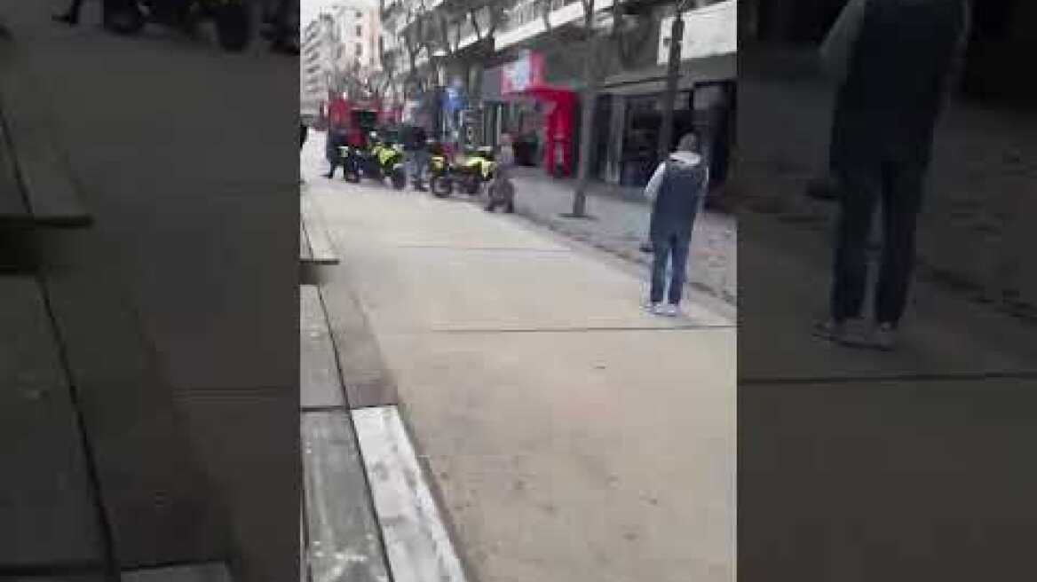 Θεσσαλονίκη: Έκρηξη σε υποσταθμό της ΔΕΔΔΗΕ στην Αγίας Σοφίας - TheOpinion.Gr