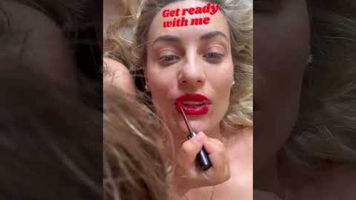 Η κόρη της Ελεονώρας Μελέτη βάφει τη μητέρα της