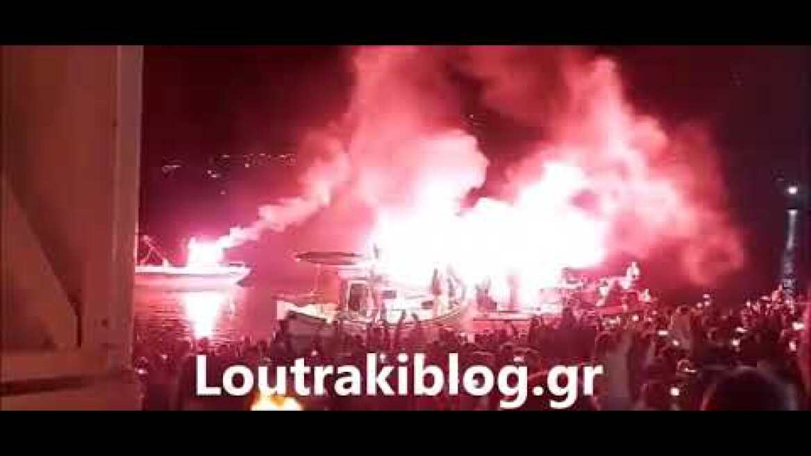 Λουτράκι: Λαοθάλασσα στην περιφορά των Επιταφίων