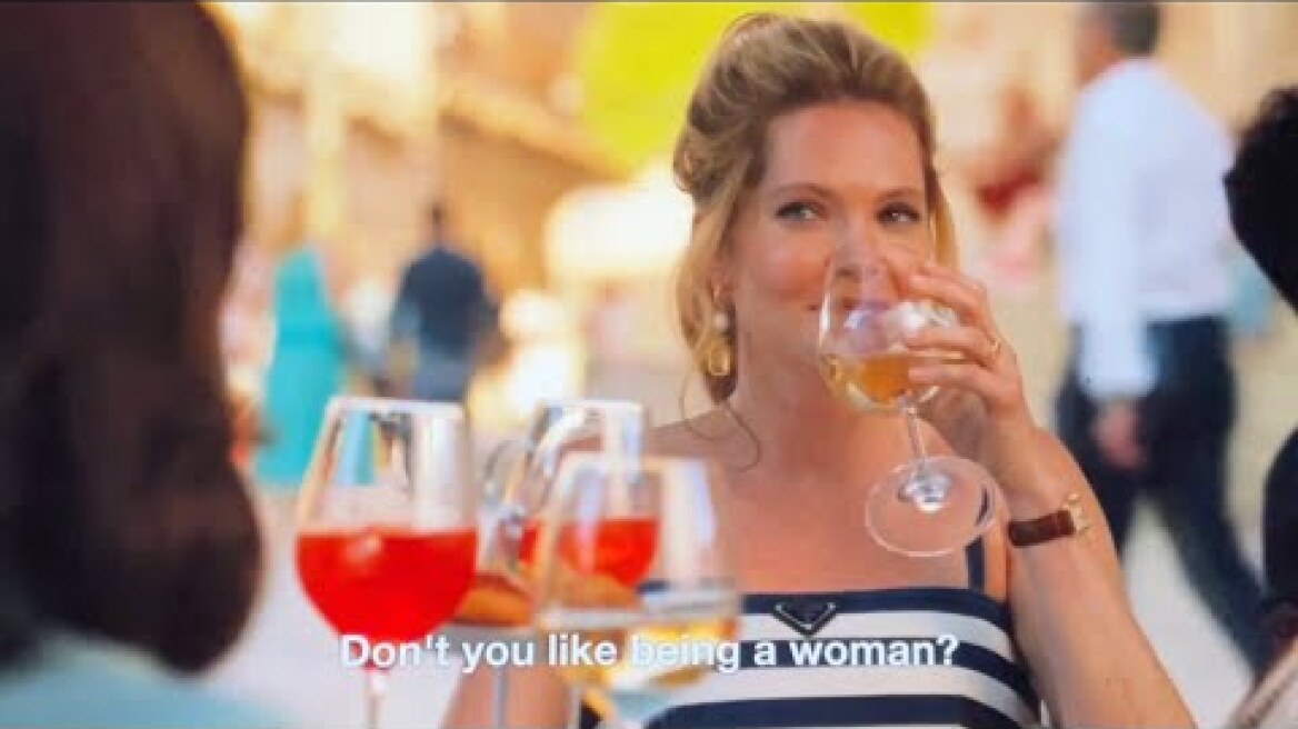 The White Lotus 2 — Daphne: “Don’t you like being a woman?”