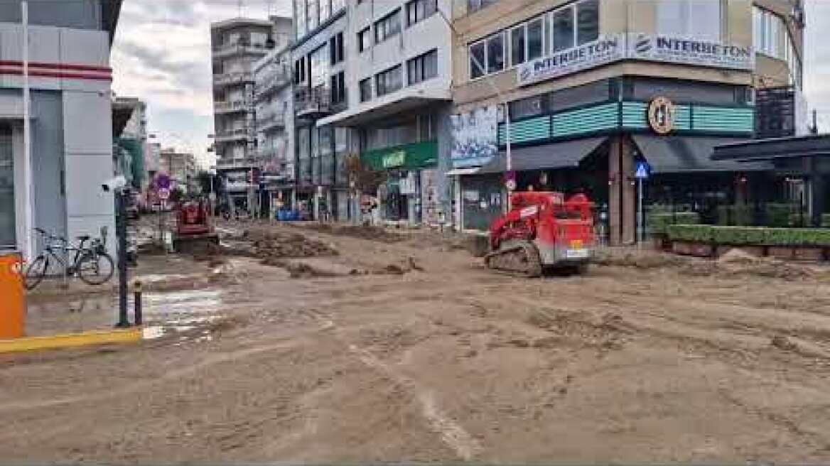Κακοκαιρία Elias: Πνίγεται στη λάσπη το κέντρο του Βόλου 2