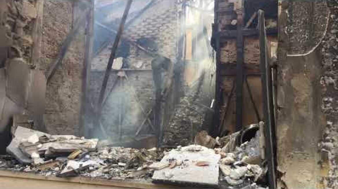 Βαρυμπόμπη η επόμενη μέρα μετά την τεράστια πυρκαγιά