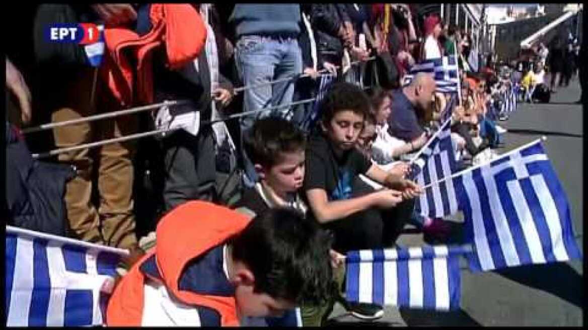 Μεγαλειώδης Στρατιωτική Παρέλαση Αθηνών 25η Μαρτίου 2017 ΕΡΤ1