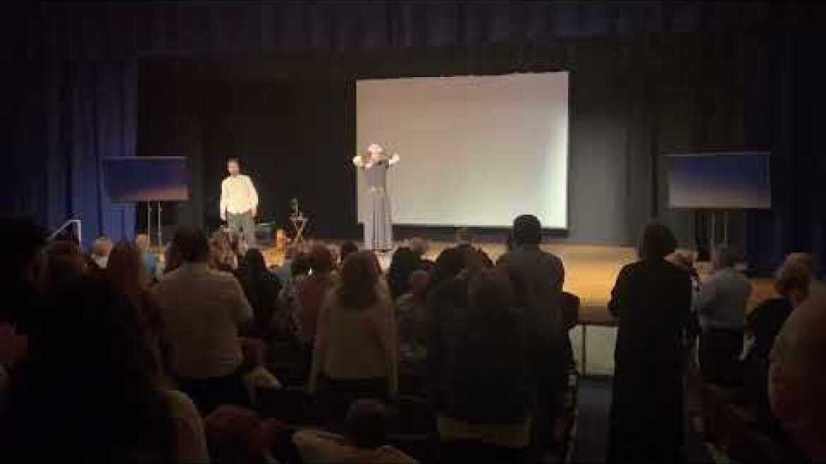 Standing Ovation για την παράσταση Έκτορος Κάθαρσις στην Βοστώνη