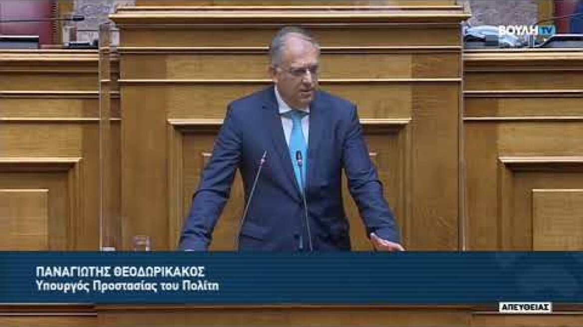 Ένιωσε αδιαθεσία στη Βουλή ο Τάκης Θεοδωρικάκος