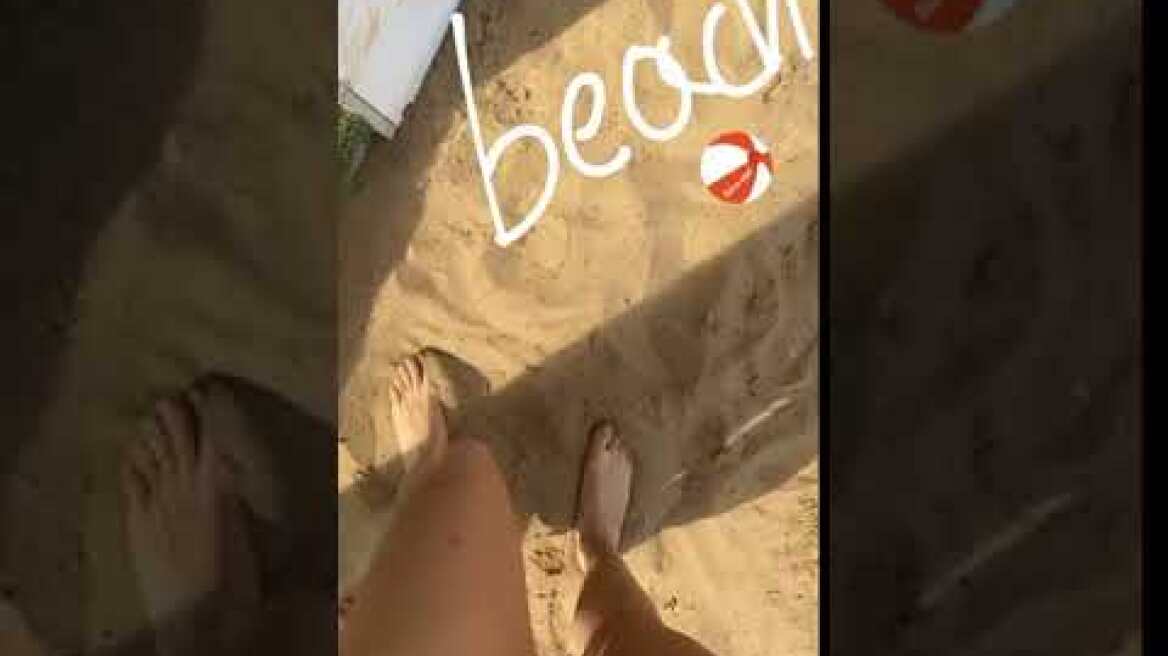 Μαριέττα Χρουσαλά: Η εξόρμηση στην παραλία!