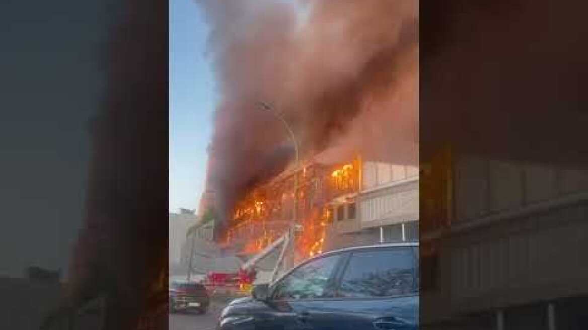 Πυρκαγιά στο Παρίσι