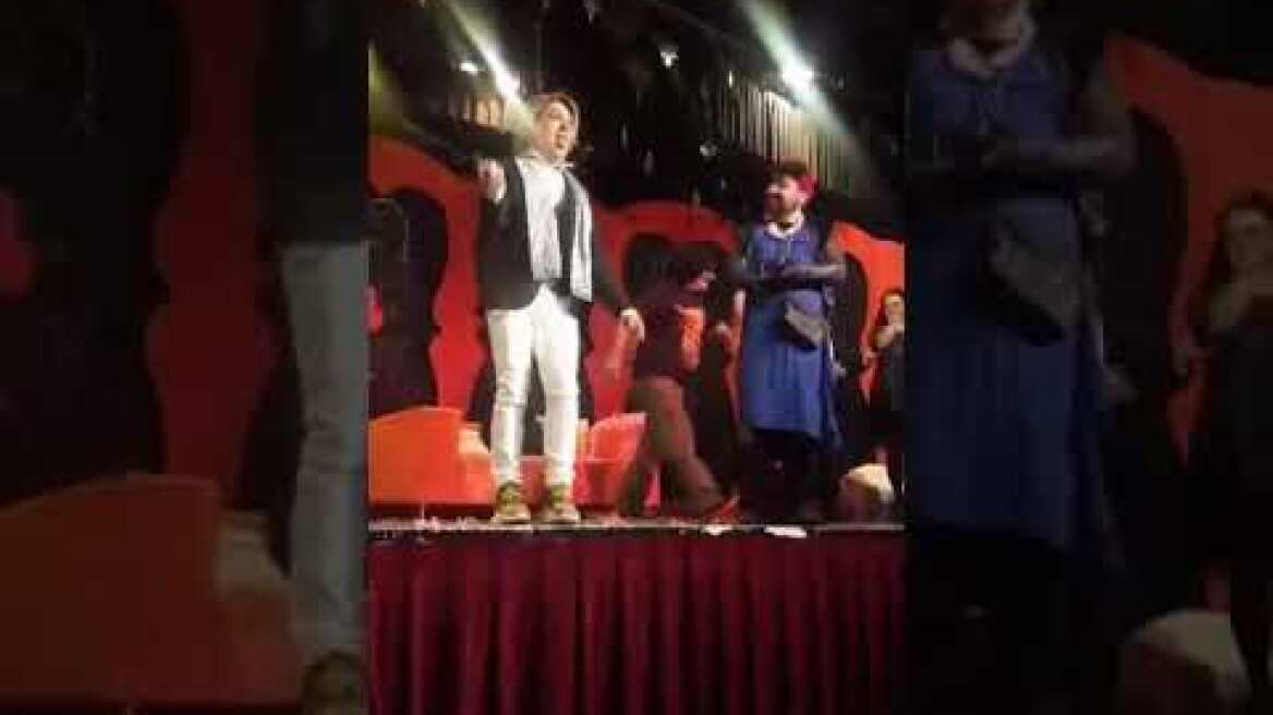 Στο θεατρικό σανίδι ο Τρύφωνας Σαμαράς