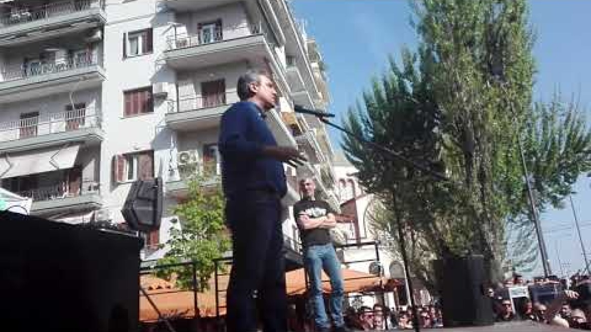 Reportplus.gr: Βουλευτής ζητά να καεί η Βουλή