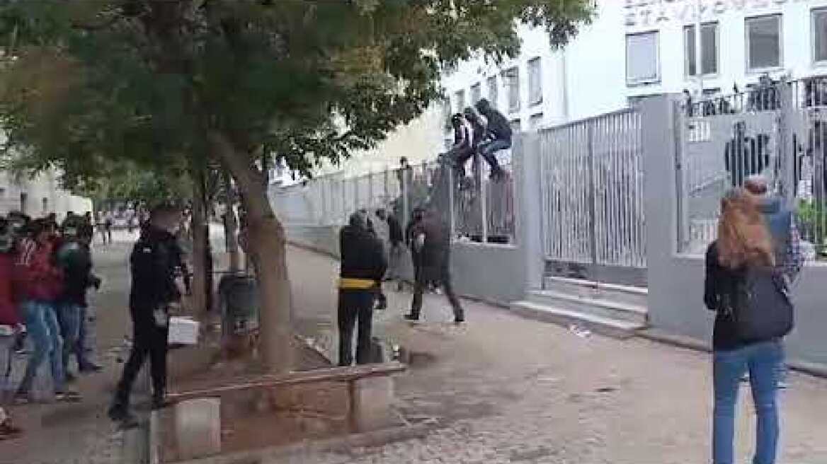 Επεισόδια στο 1ο 2ο ΕΠΑΛ Σταυρούπολης - Voria.gr