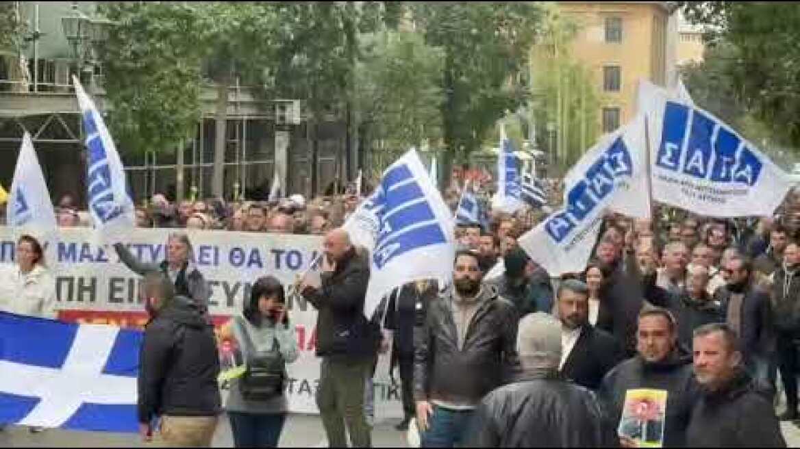 Απεργία οδηγών ταξί σε όλη τη χώρα, πορεία προς το κέντρο της Αθήνας (4)