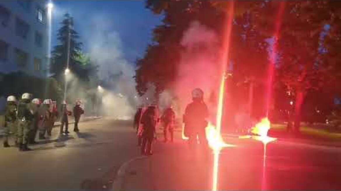 Θεσσαλονίκη: Επεισόδια μέσα στο ΑΠΘ μετά το τέλος της πορείας