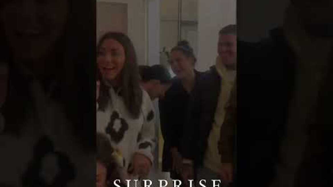 Αποχαιρετιστήριο πάρτι για την Ευρυδίκη Βαλαβάνη, λίγο πριν φύγει για το Survivor all Star