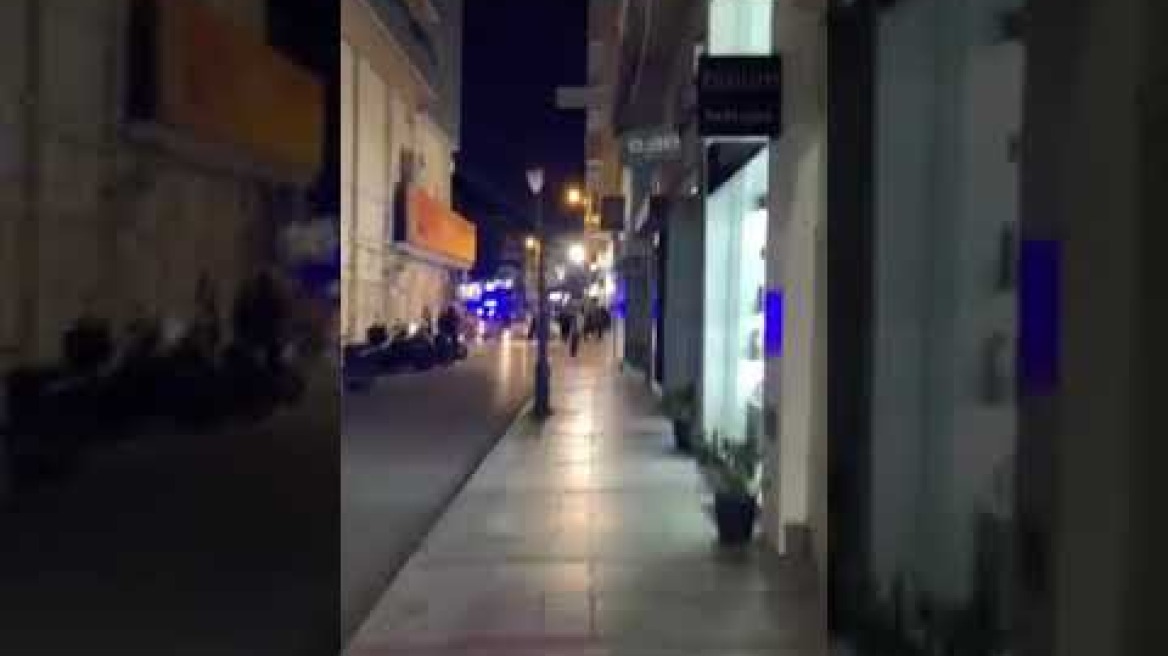 "Κλεφτοπόλεμος" αστυνομικών και νεολαίας στο κέντρο του Ηρακλείου
