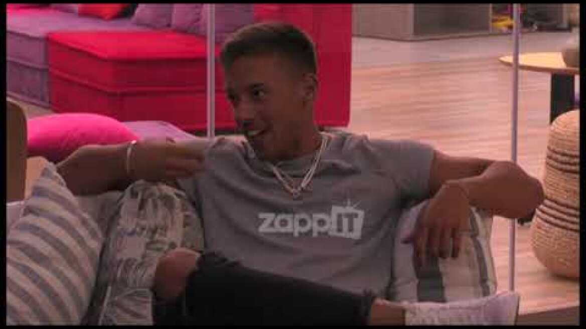 Big Brother: Ο Παναγιώτης Βαρουξής κάνει εξομολόγηση στη Χριστίνα Ορφανίδου