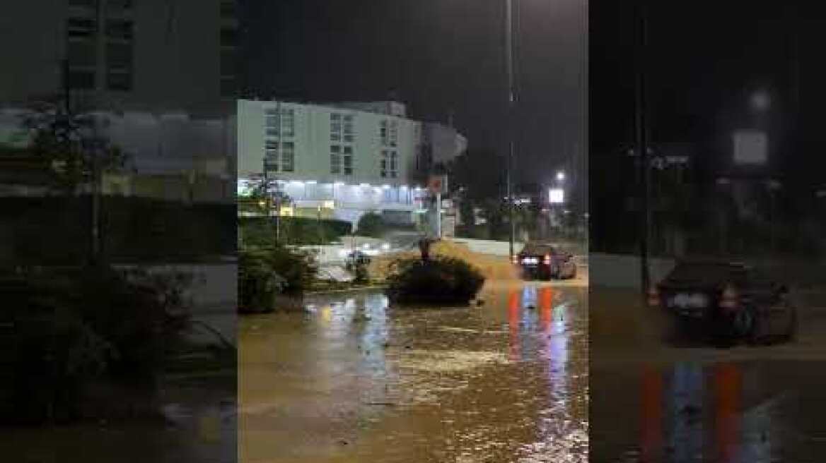 Πλημμυρικά φαινόμενα στη Λ. Βουλιαγμένης (1)
