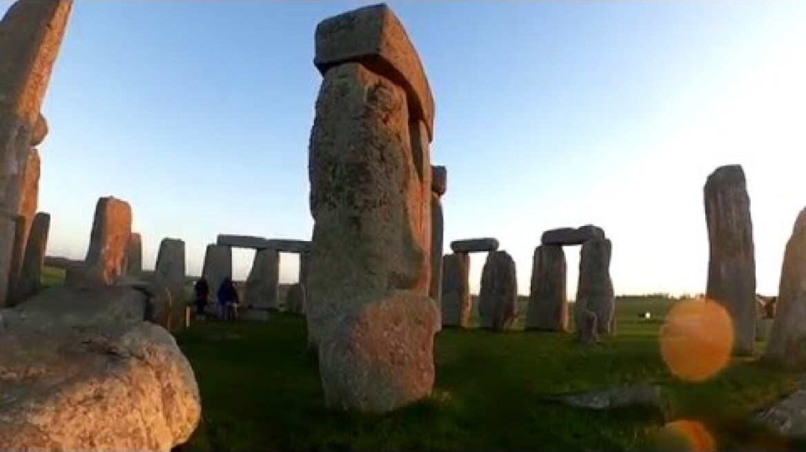 Stonehenge Inner Circle Guided Tour at Sunrise