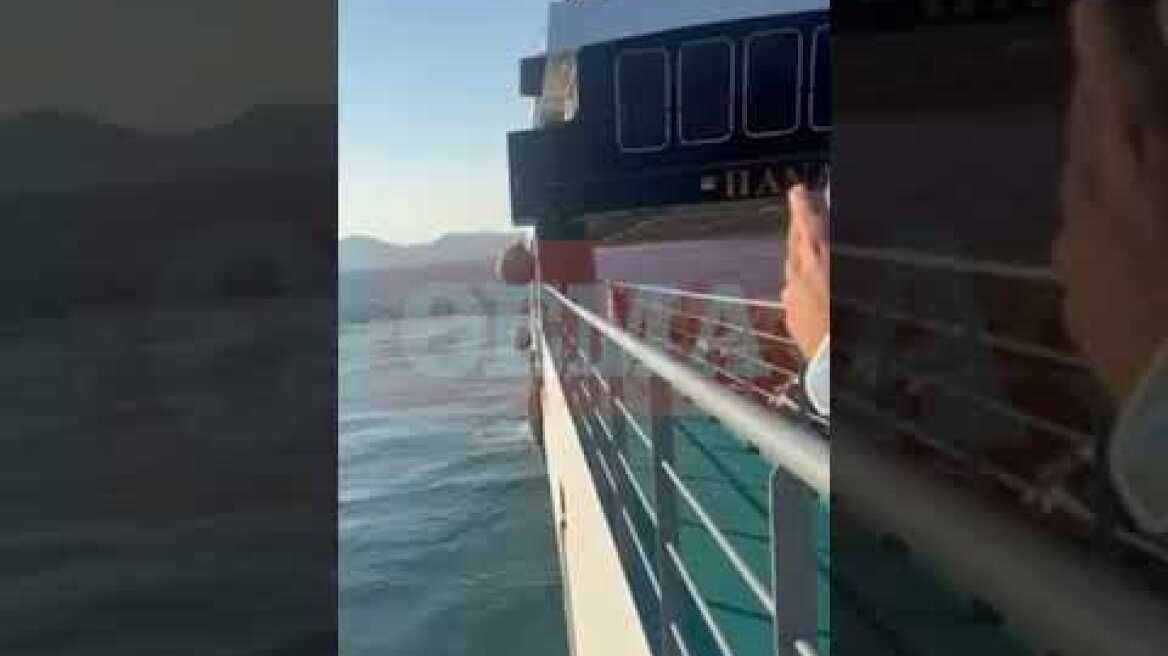 Βίντεο από το φέρι μποτ που κόλλησε στην ξέρα στην Εύβοια (2)