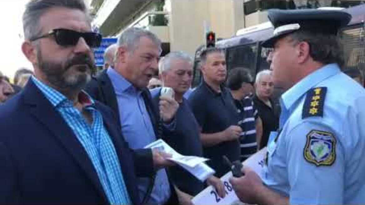 ΠΟΕΔΗΝ: Σε εξέλιξη η πορεία στην Αθήνα (2)