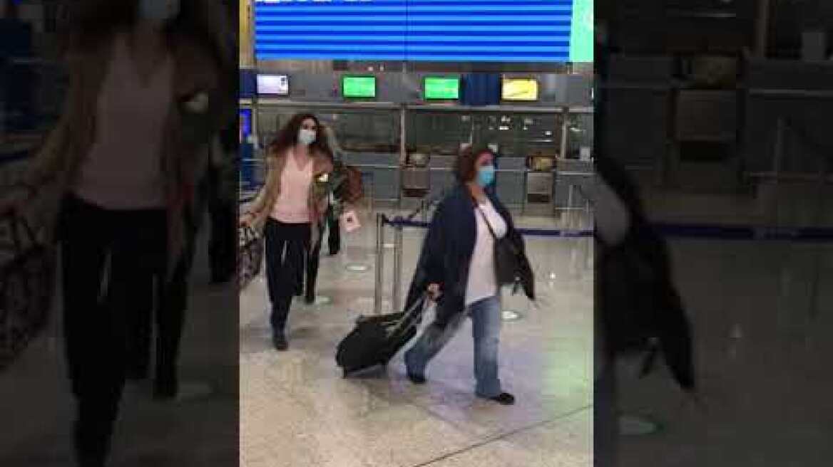 Αναχώρηση Νοσηλευτριών απο Ελ. Βενιζέλος