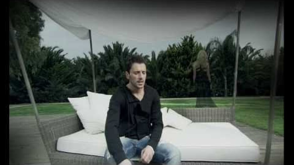 Νίκος Βέρτης - Δεν Τελειώσαμε | Nikos Vertis - Den teloiosame - Official Video Clip