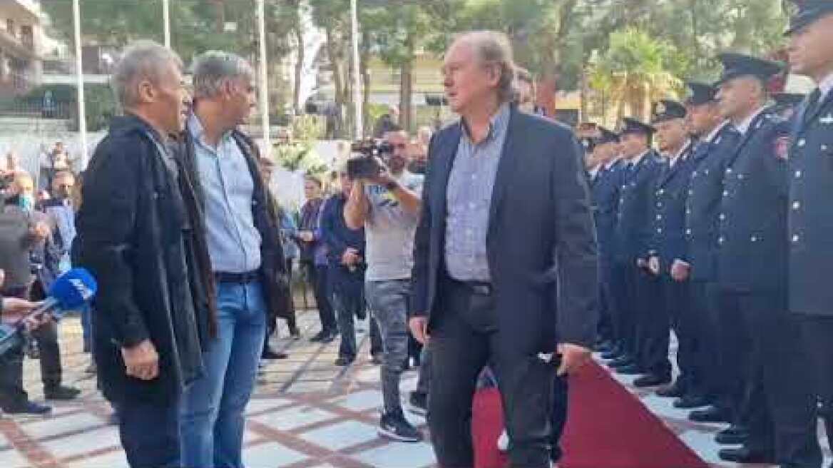 Αλέξανδρος Νικολαΐδης: Ραγίζουν καρδιές στην κηδεία του