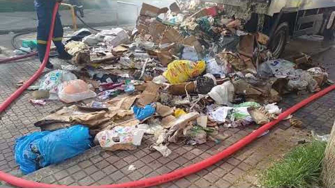 Φωτιά σε απορριμματοφόρο στα Χανιά