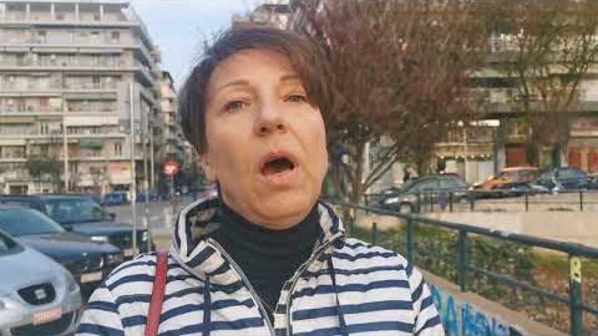 "Έχω να μιλήσω τρεις ημέρες με την οικογένειά μου" περιγράφει Ουκρανή που μένει στην Ελλάδα