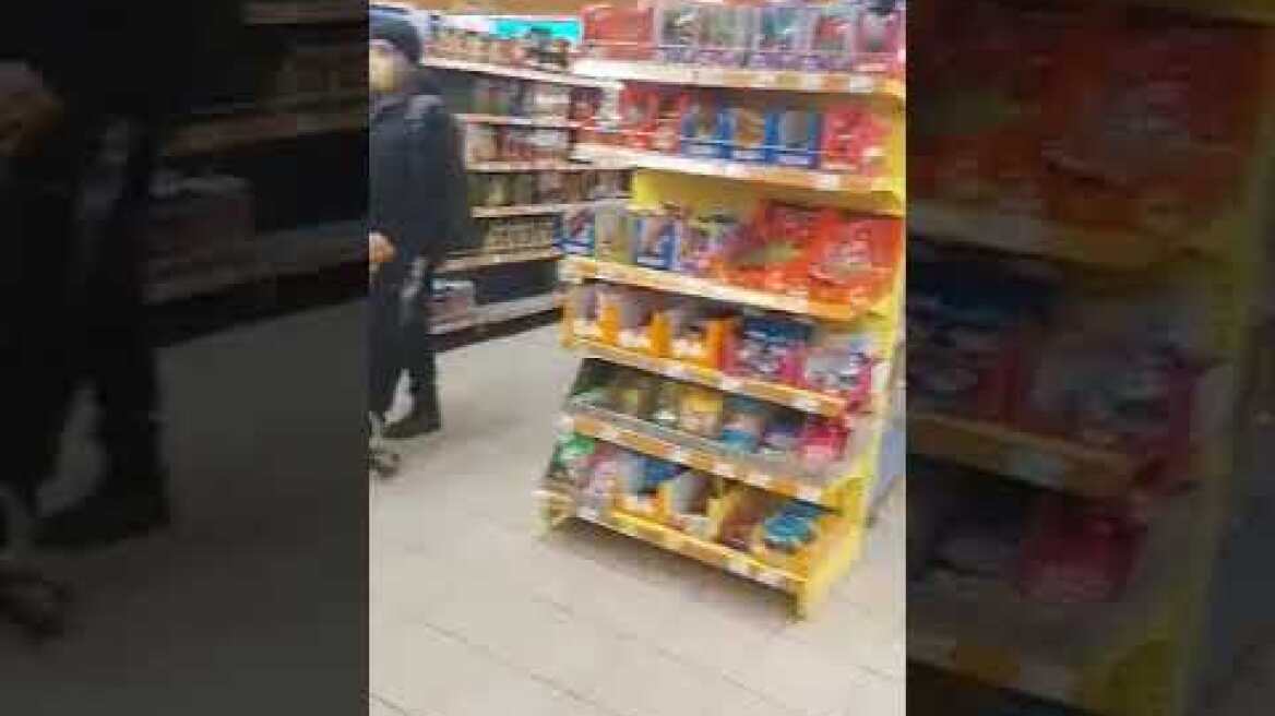 'Ελληνας βιντεοσκοπεί δραματικές εικόνες στο Κιεβο