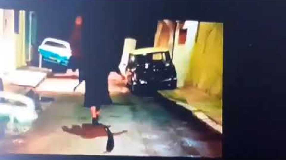 Η σκηνή από την ταινία που πόσταρε η Ρούλα Πισπιρίγκου 2