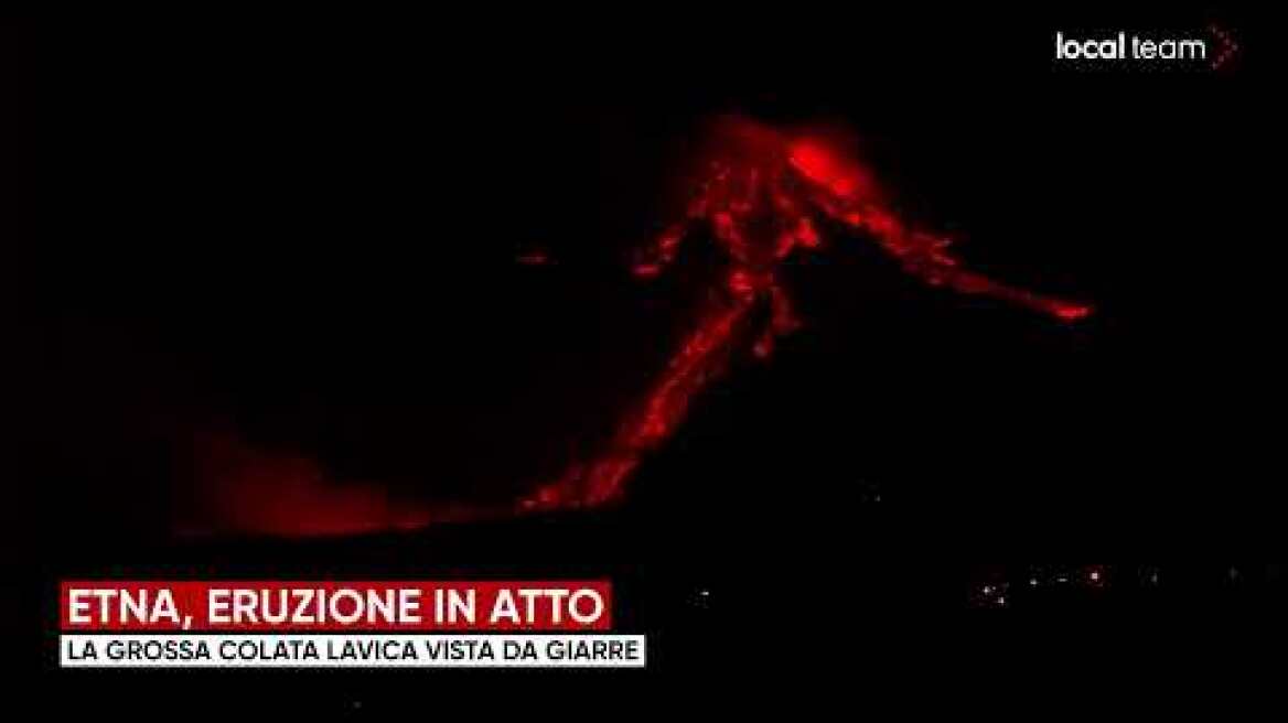 LIVE Eruzione Etna, emissione di cenere: diretta video