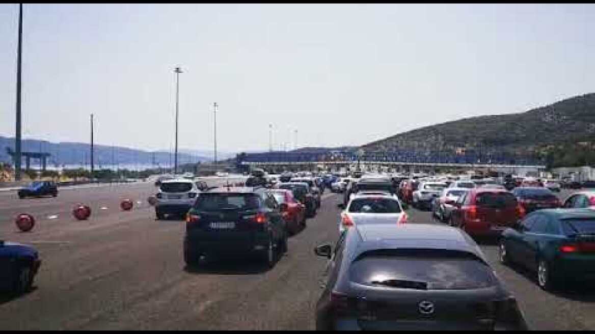 Κίνηση στα διόδια Ελευσίνας