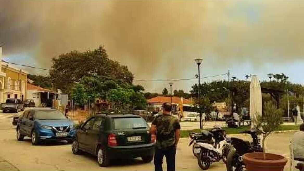 Φωτιά στην Αλεξανδρούπολη: Εκκένωση του οικισμού Άβαντα