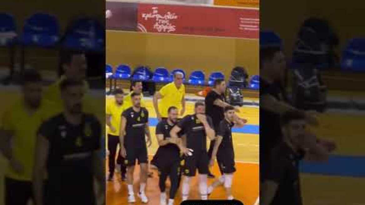 Σε αγώνα της ΑΕΚ η Νικολαΐδη για χάρη του Πολυχρονιάδη - Στο γήπεδο και η Κοκκίνου και η Μπάρκα